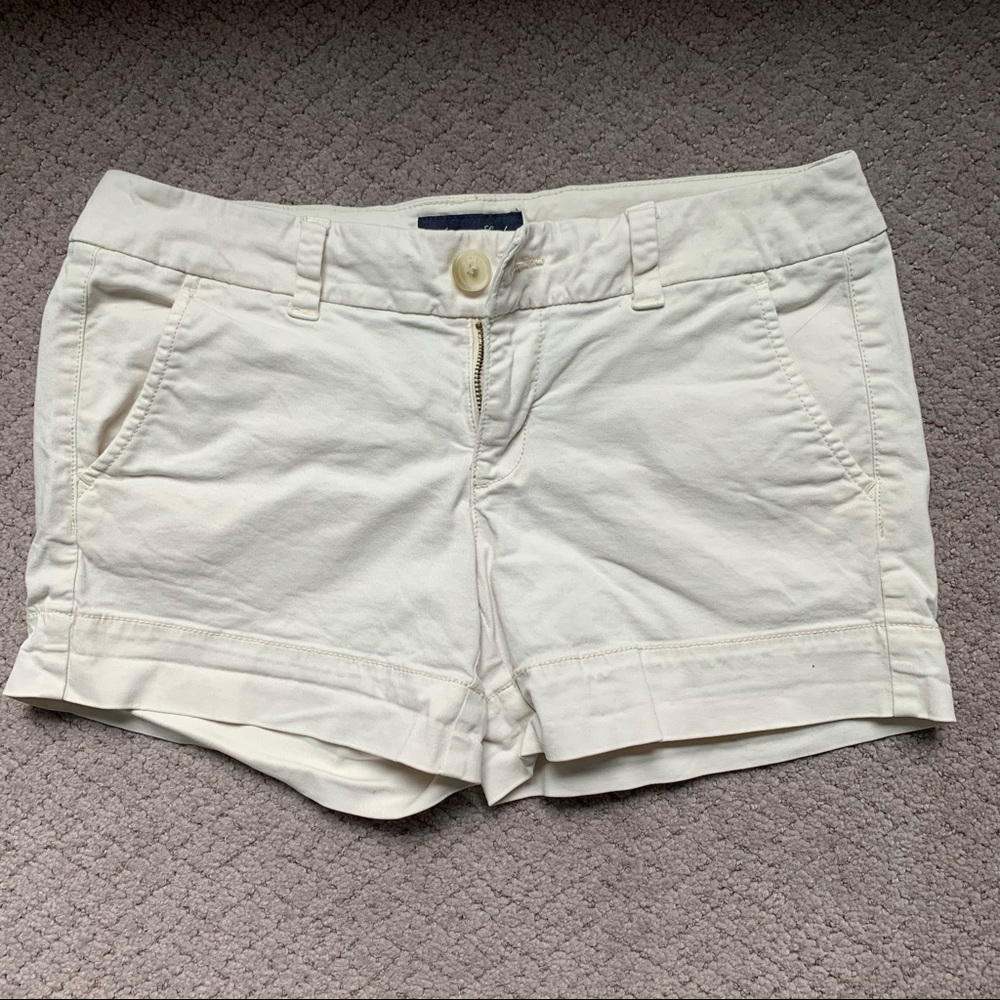 AMERICAN EAGEL KHAKI SHORTS